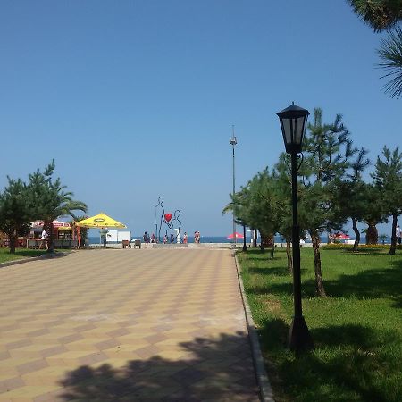 Mar Nero Batumi Exterior photo