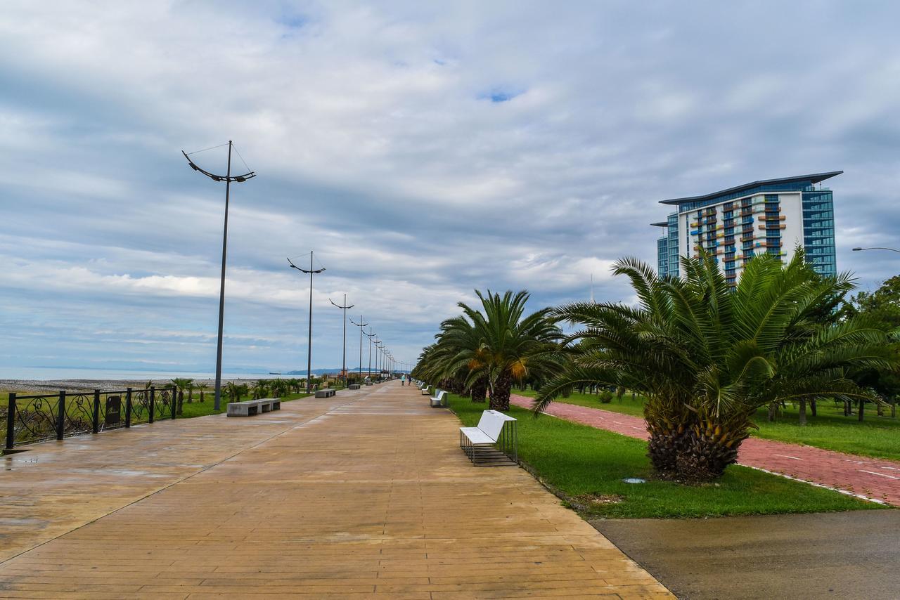 Mar Nero Batumi Exterior photo