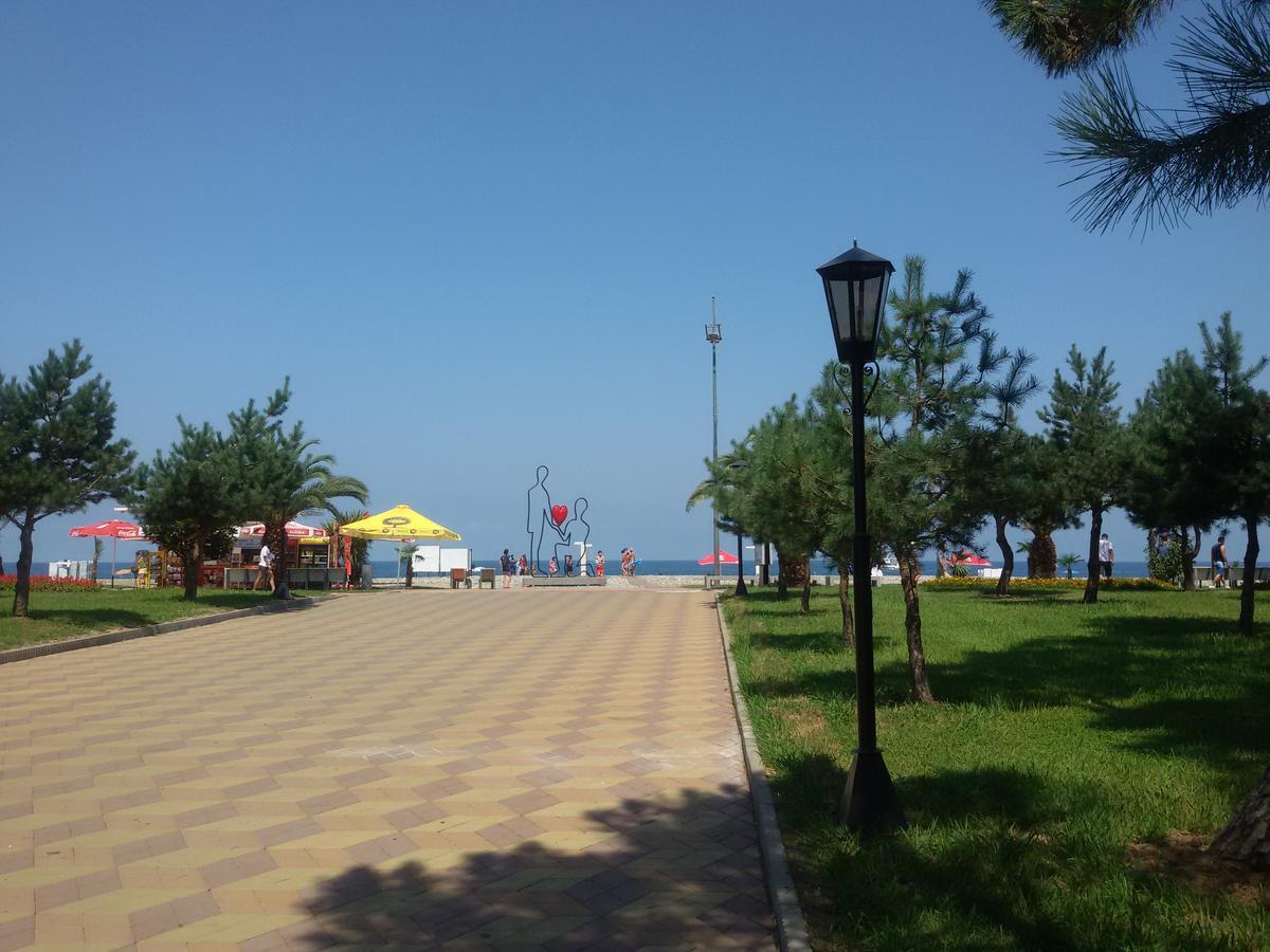 Mar Nero Batumi Exterior photo