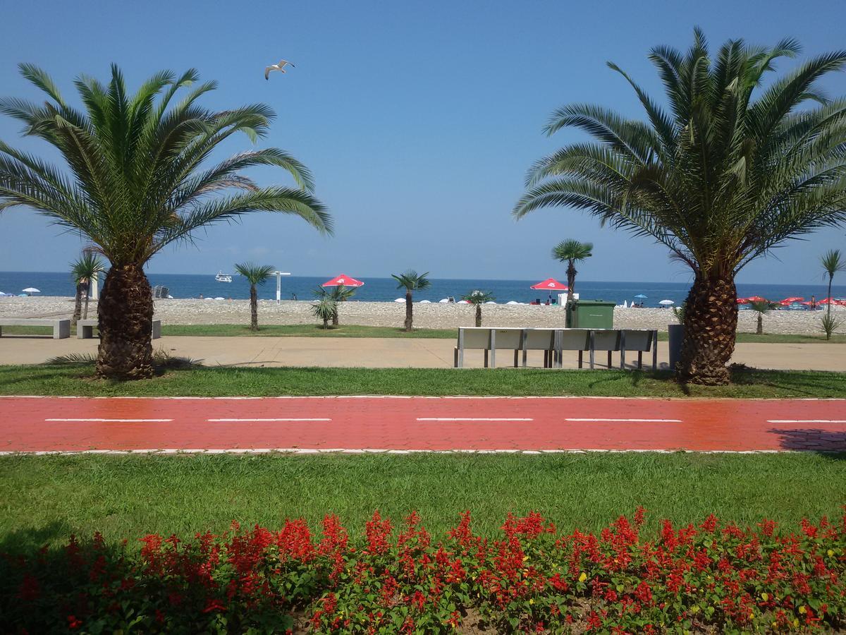 Mar Nero Batumi Exterior photo